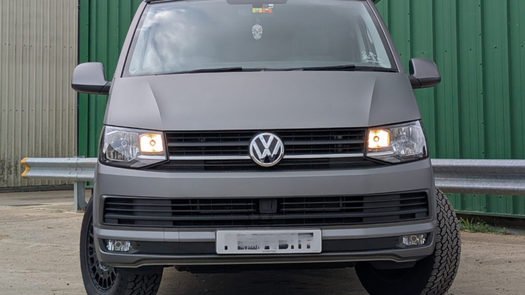 grey_vw_transporter