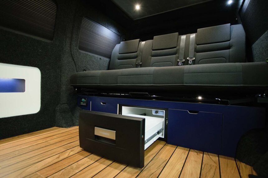 Adventure Interior – retrofitted-campervans.co.uk